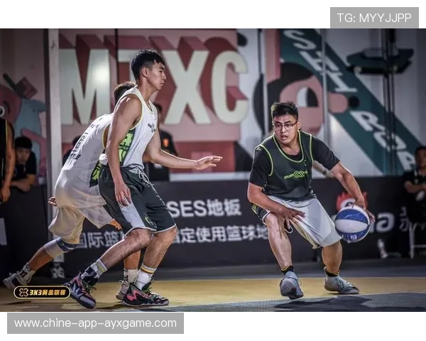 社媒一段短片掀起风暴,足坛公关应对受考验 社媒一段短片掀起风暴,足坛公关应对受考验