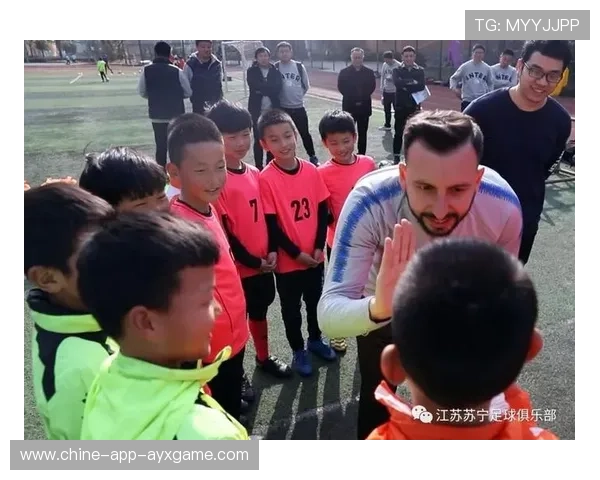 冠军教练带队风格被写成战术教材供年轻教练学习，冠军 教练